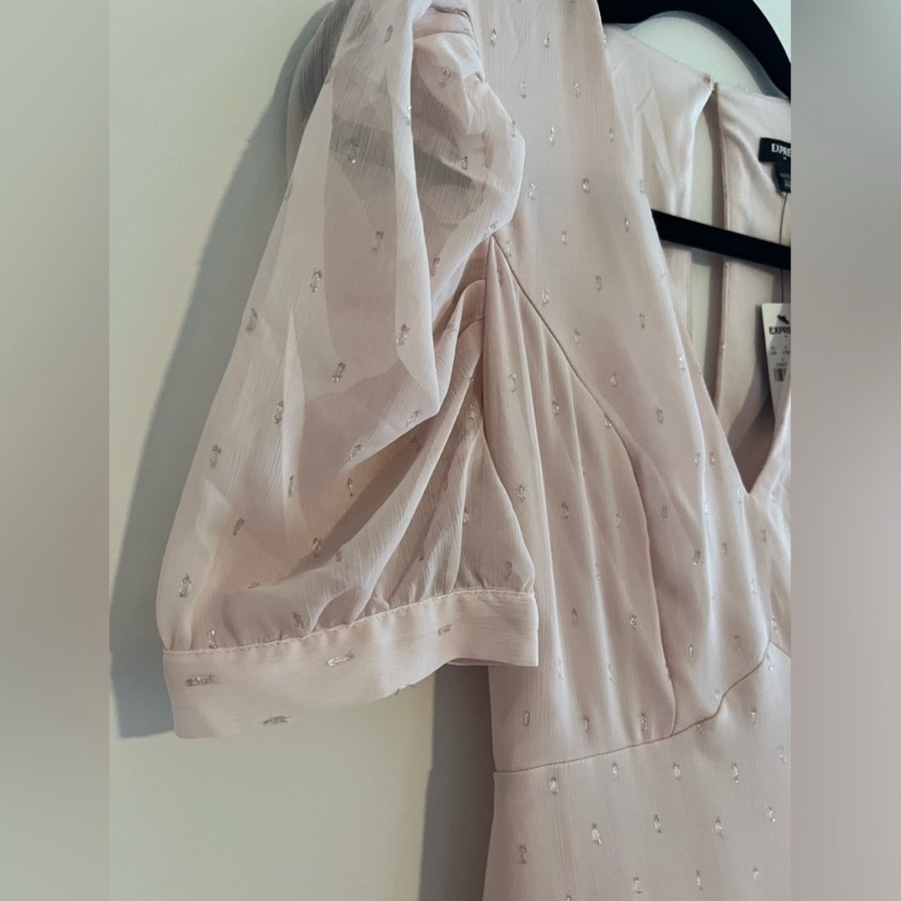 Express - Metallic Clip Dot Puff Sleeve Dress - Size XXS - Picture 6 of 12